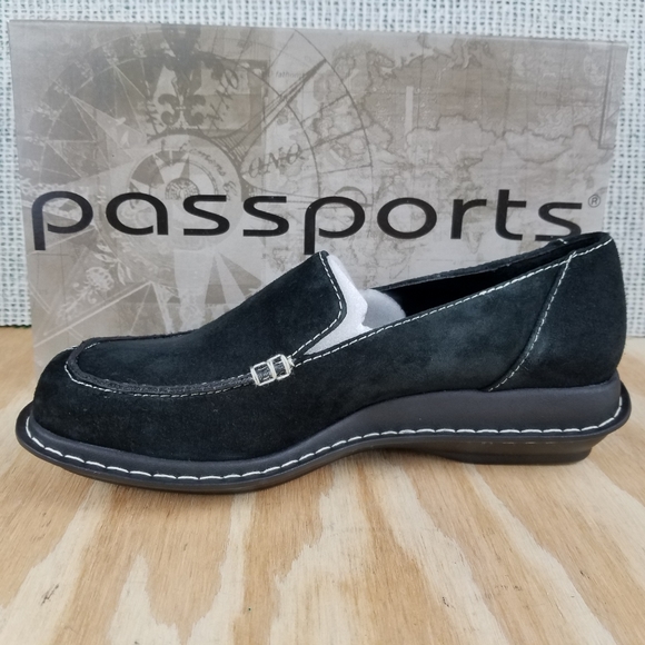 NEW Passports Leather Loafers Black Slip on Shoes - Picture 7 of 11